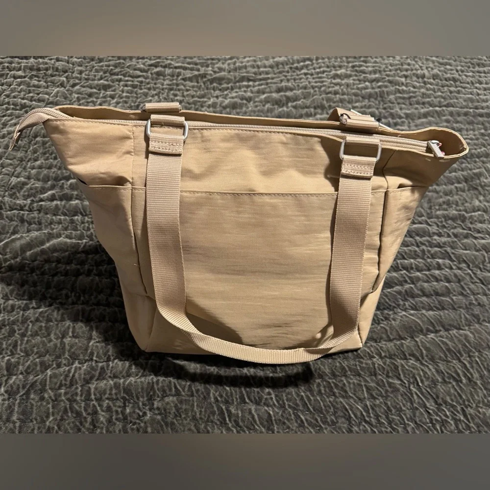 NWT Baggallini Village Tote Beige & Silver Hardware Bag Large Purse Handbag